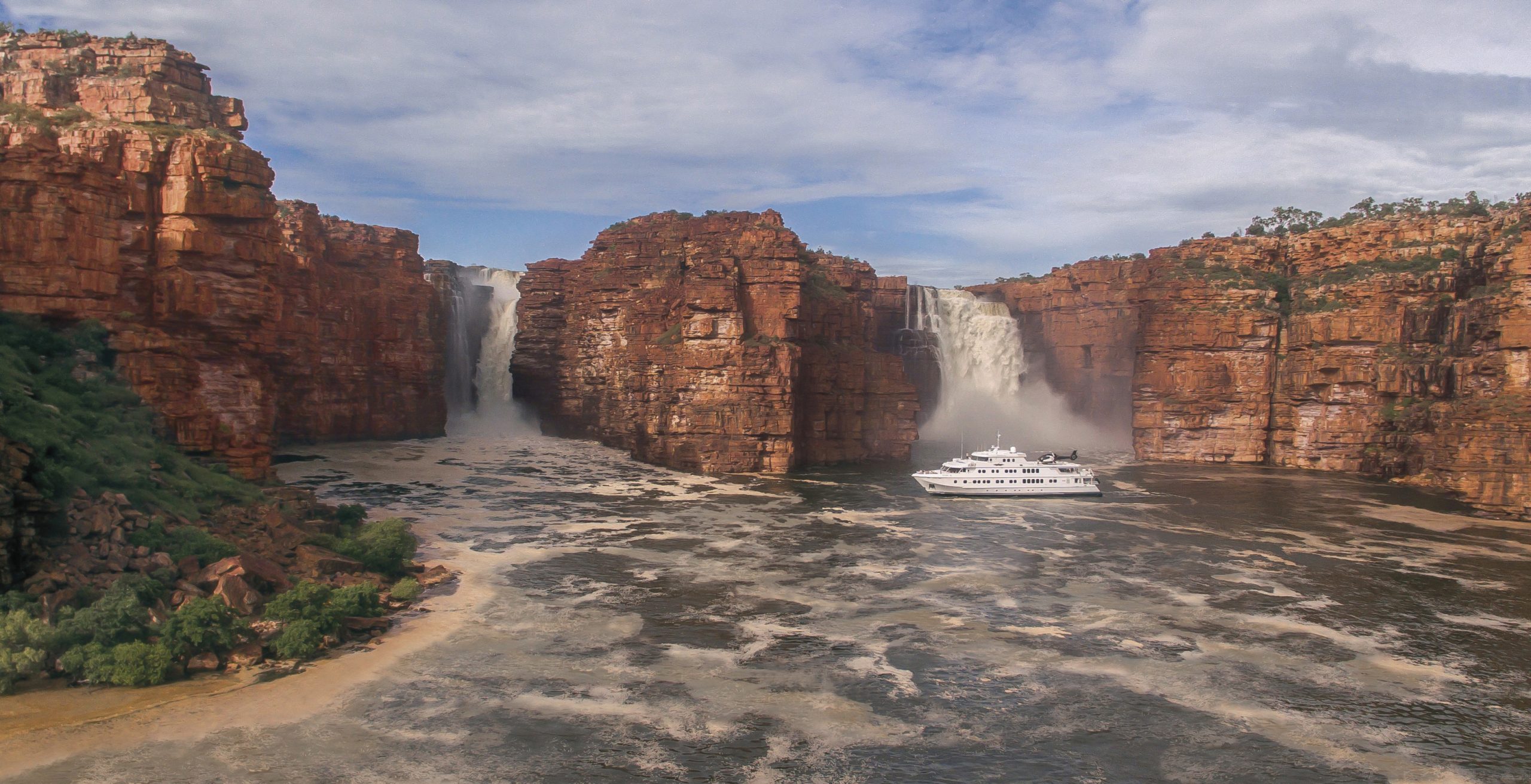 Agent Image Gallery 56 True North Luxury Cruises at Kimberley Waterfalls