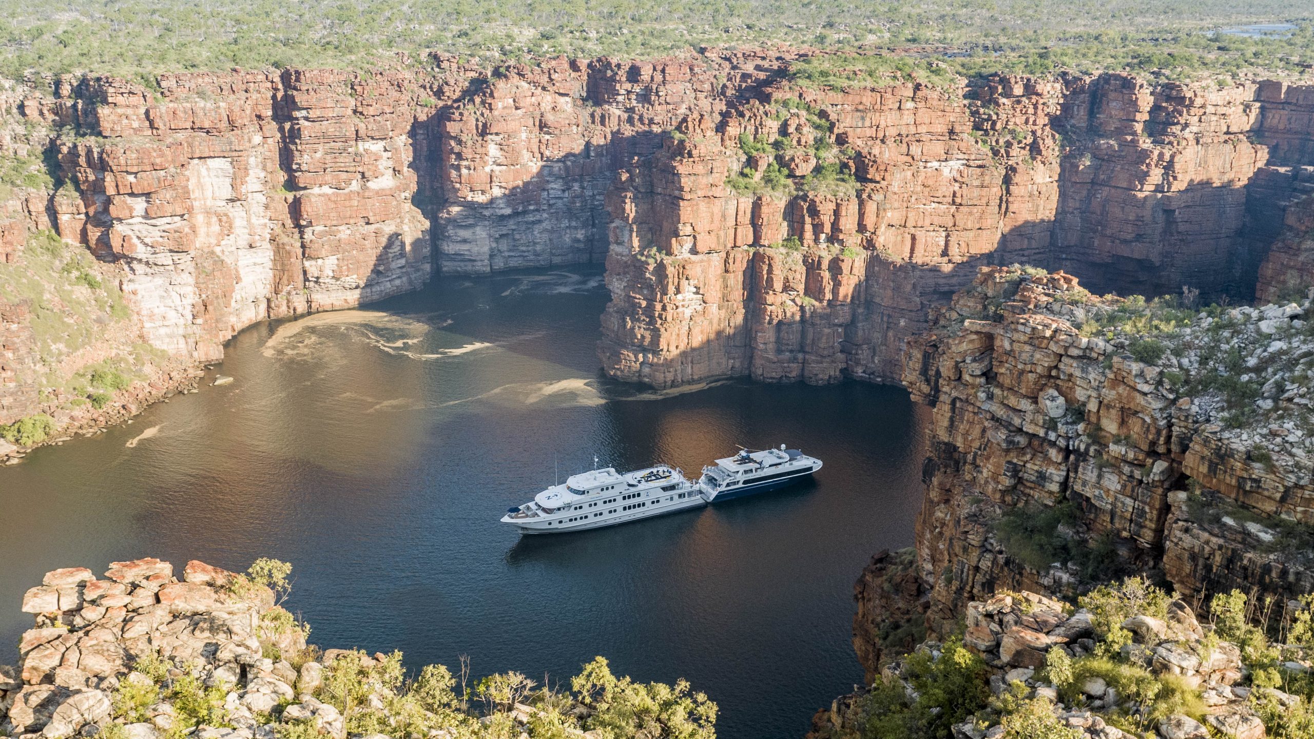 Both yachts came together adjacent at Kimberly